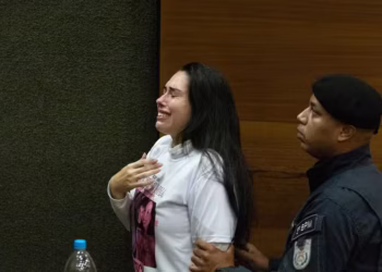 Monique Medeiros volta à prisão no caso da criança  Henry Borel