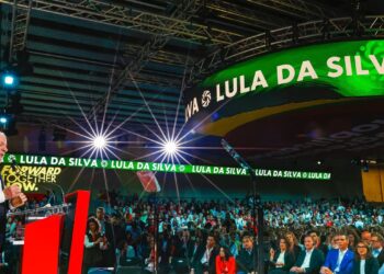 Lula cobra coerência da esquerda e critica avanço da extrema-direita em discurso na Espanha