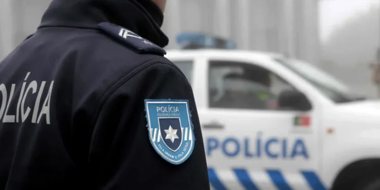 Brasileiros lideram ranking de estrangeiros presos em Portugal, aponta relatório