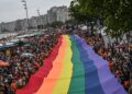 Parada do Orgulho LGBTI+ terá mais de 30 eventos e celebração em Copacabana