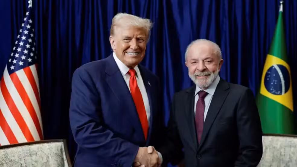 Lula chega aos EUA para reunião decisiva com Trump na Casa Branca