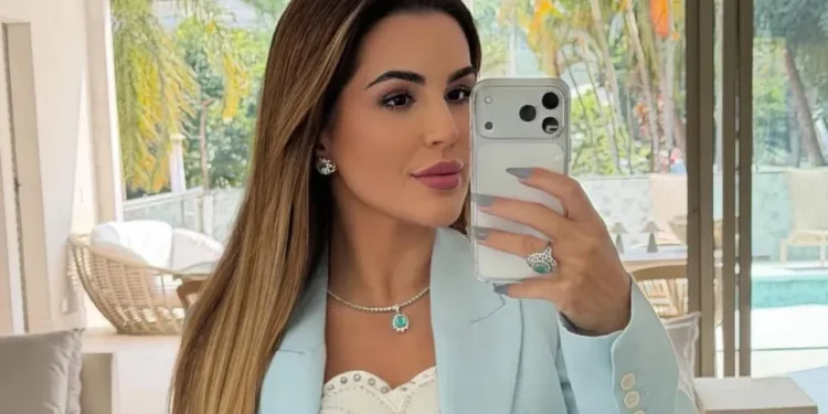 Defesa de Deolane Bezerra pede prisão domiciliar após operação policial