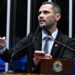 Cleitinho volta atrás e reacende disputa pelo Governo de Minas Gerais
