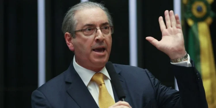 Tribunal Regional Eleitoral de Minas Gerais barra candidatura de Eduardo Cunha para deputado federal