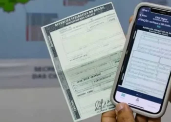CRLV 2026 começa a ser exigido em Minas Gerais; veja quando sua placa será fiscalizada