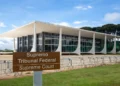 Homem é preso após tentar invadir sede do Supremo Tribunal Federal  em Brasília