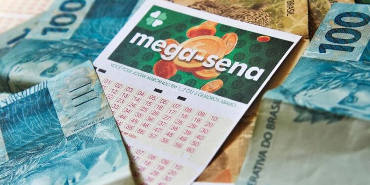 Mega-Sena pode pagar R$ 320 milhões nesta quarta feira